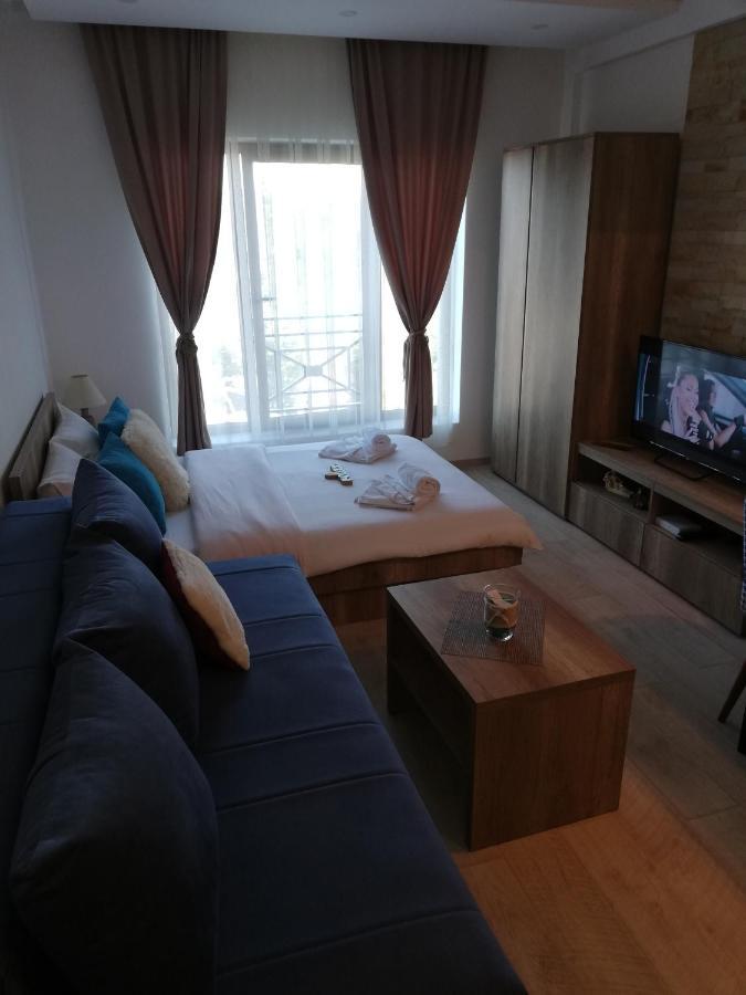 Adelfes P16, Milmari Resorts Kopaonik Exterior foto