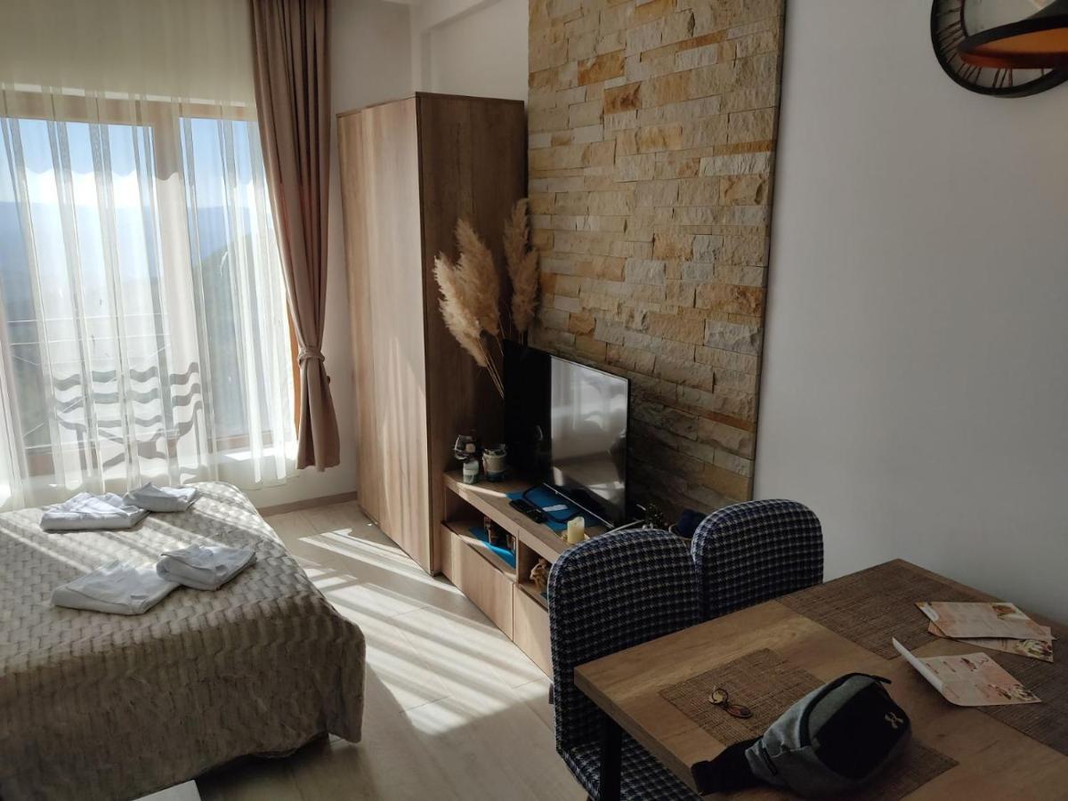 Adelfes P16, Milmari Resorts Kopaonik Exterior foto